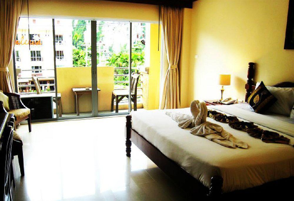 Pranang Flora House Hotel Ao Nang Exterior photo